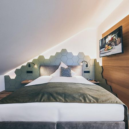 Landrefugium Obermueller 4,5 Sterne Otel Untergriesbach Dış mekan fotoğraf