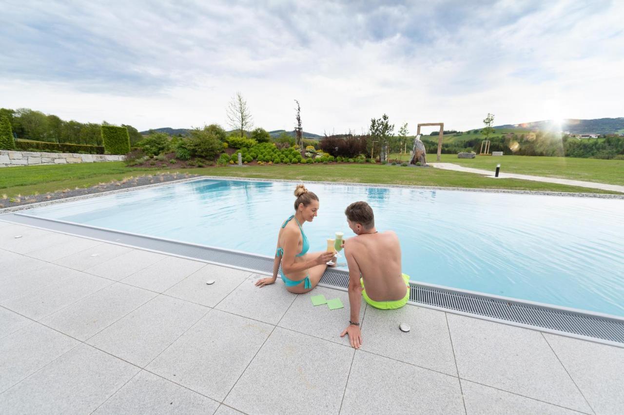 Landrefugium Obermueller 4,5 Sterne Otel Untergriesbach Dış mekan fotoğraf