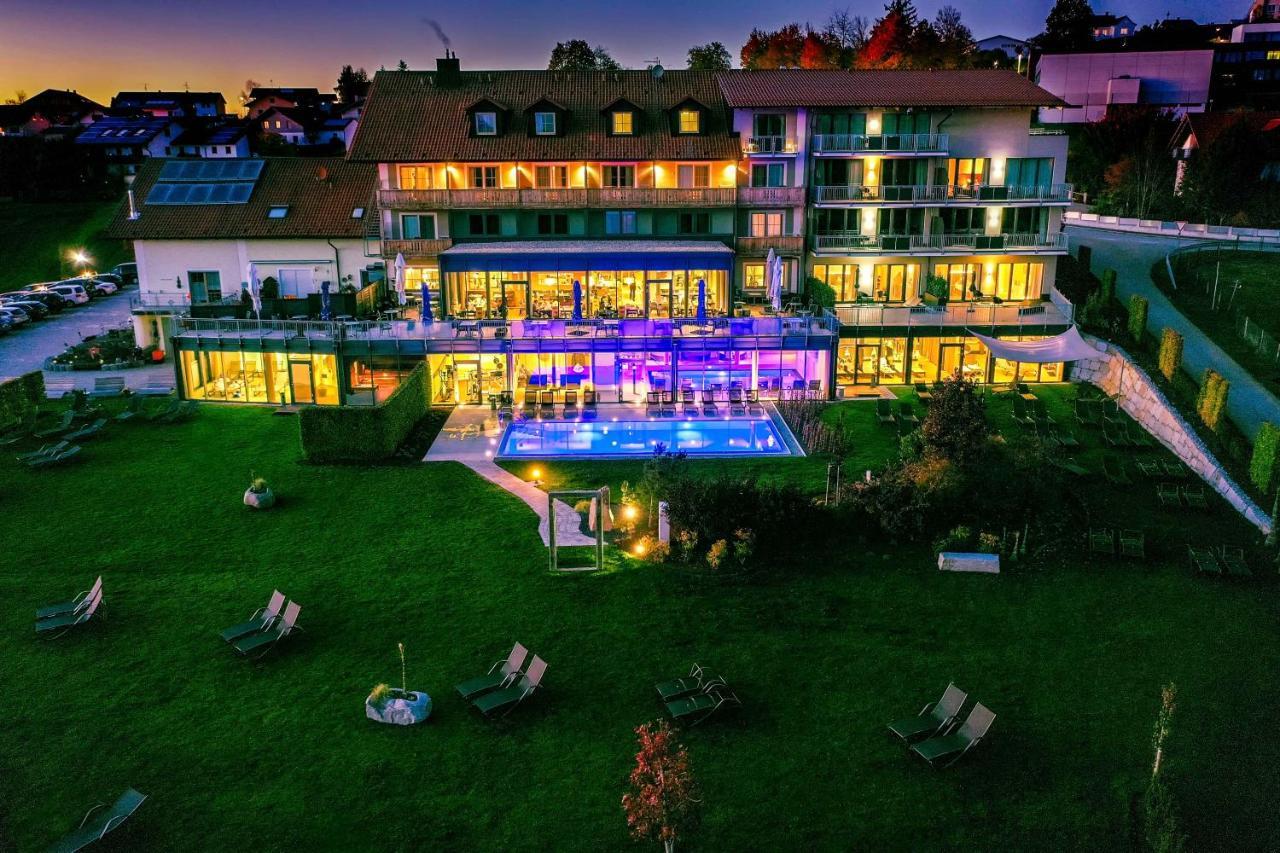 Landrefugium Obermueller 4,5 Sterne Otel Untergriesbach Dış mekan fotoğraf