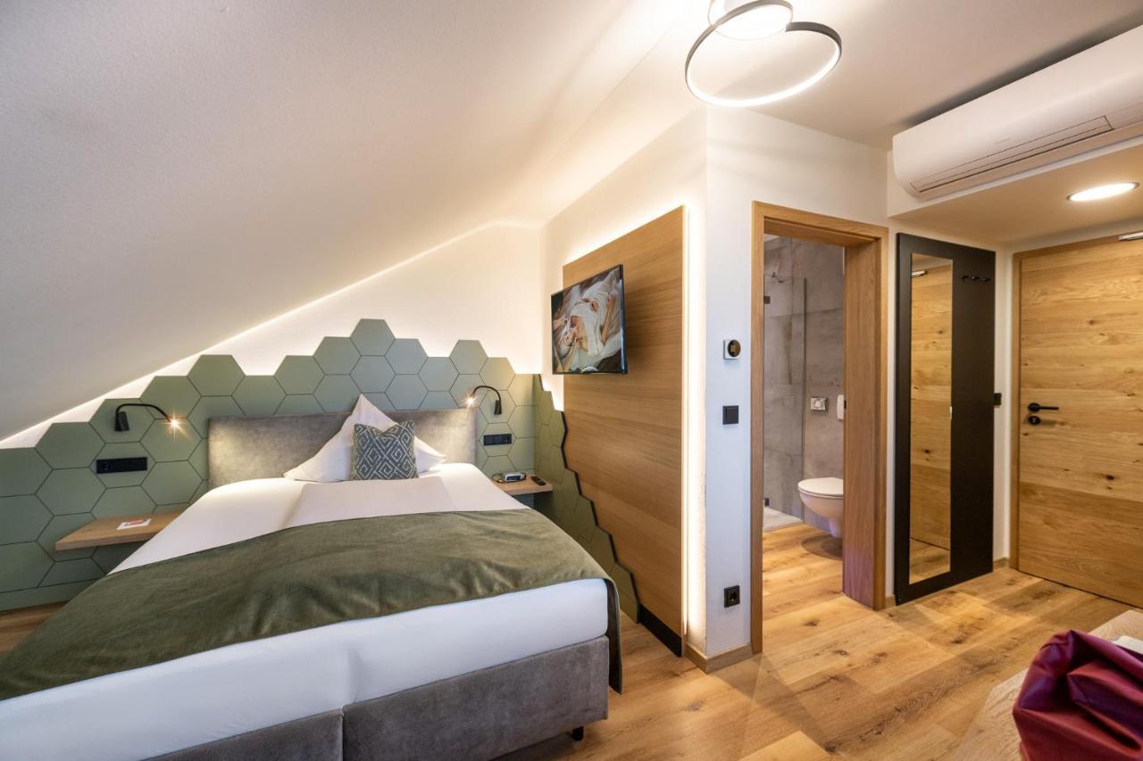 Landrefugium Obermueller 4,5 Sterne Otel Untergriesbach Dış mekan fotoğraf