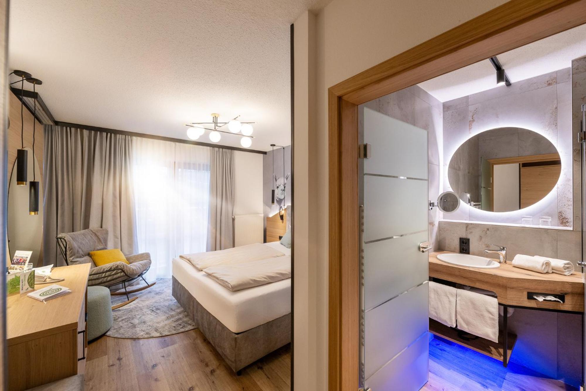 Landrefugium Obermueller 4,5 Sterne Otel Untergriesbach Dış mekan fotoğraf